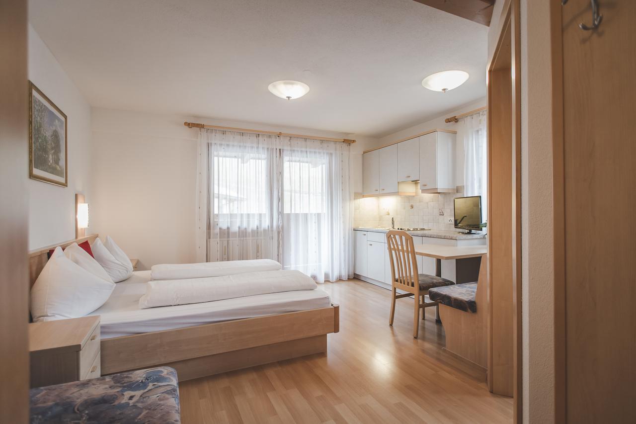 קדיפייטרה Garni Appartement Alpenresidence מראה חיצוני תמונה
